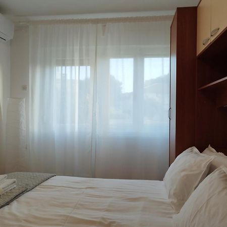 Antemma Apartment Pula Exterior foto